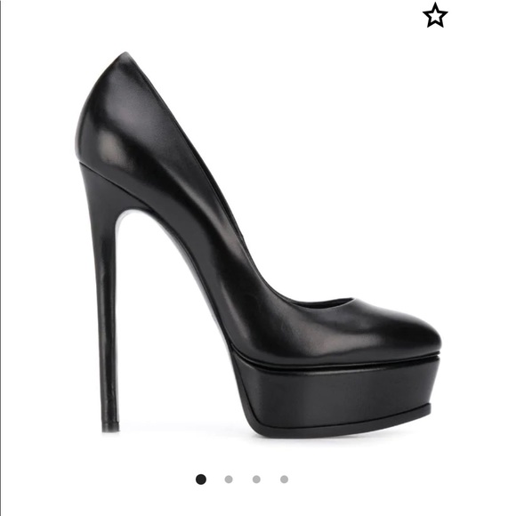 Casadei Shoes - Cascade Platform